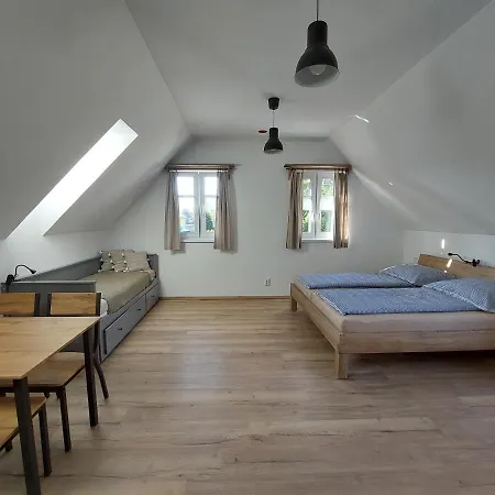 Ema A Ela Lejlighed *