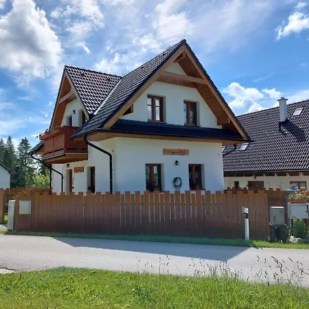 Ema A Ela Appartement *